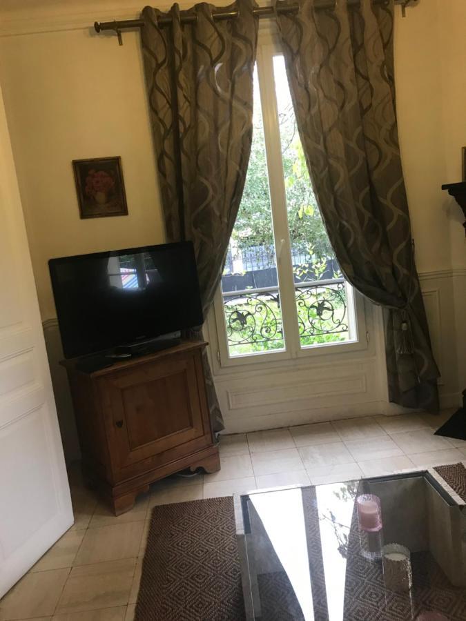 Maison En Pierre De Taille Le Raincy エクステリア 写真